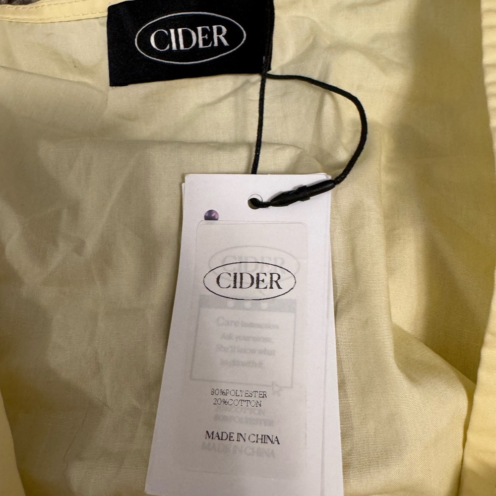 Cider Yellow Tie Puffy Shoulder Crop Top